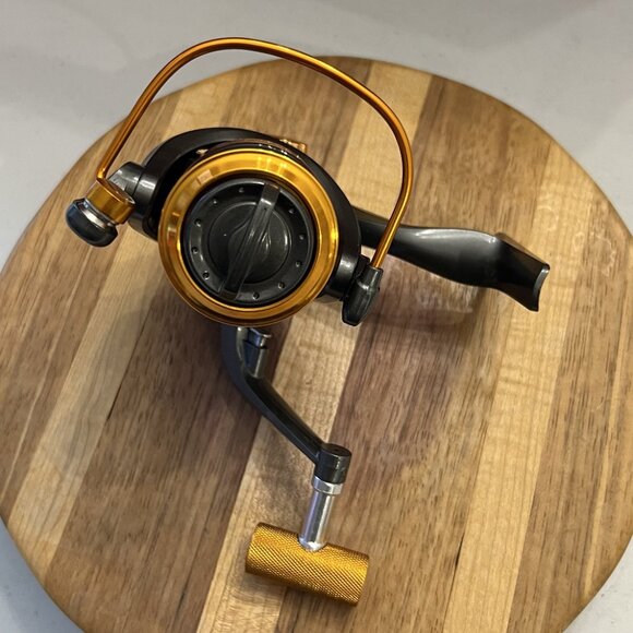 Brand New ST4000 Model Fishing Reel by Popular Brand Sougayilang - Picture 7 of 16